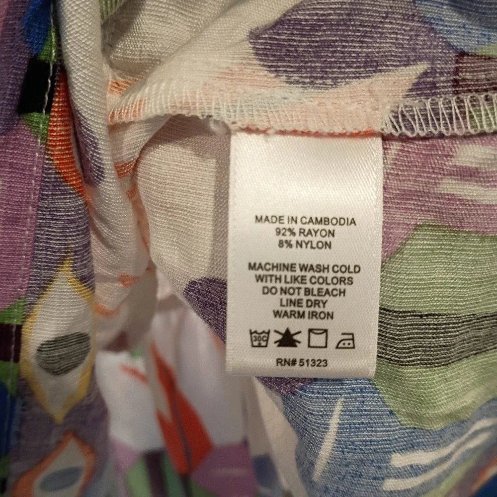 Cece Blouse Womens Size M Colorful Aztec Pattern VNeck Drawstring Summer Top EUC - Picture 4 of 8